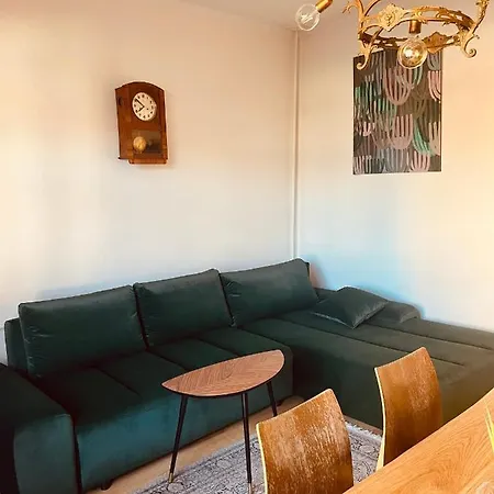 Sophisticated Art Deco Near Sea, Centre And Parks Appartement Ventspils